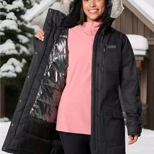 Columbia Women's Black Ski Jacket with Silver Lining